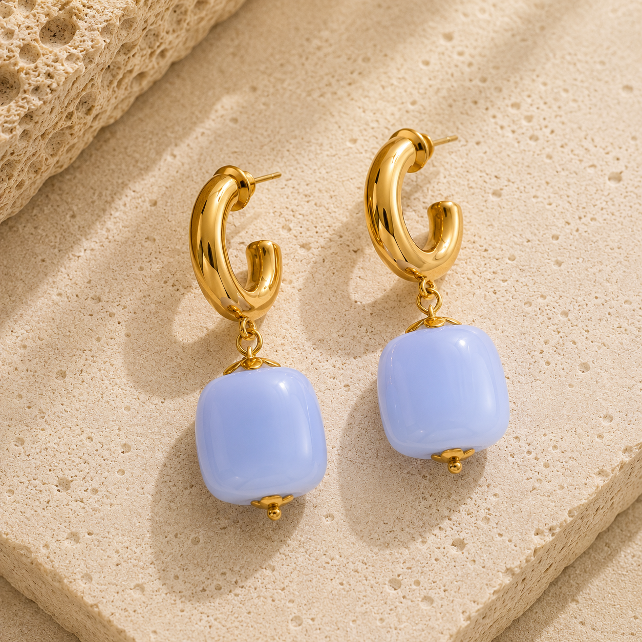 Aretes de Resina Acrílica Gota Caramelo